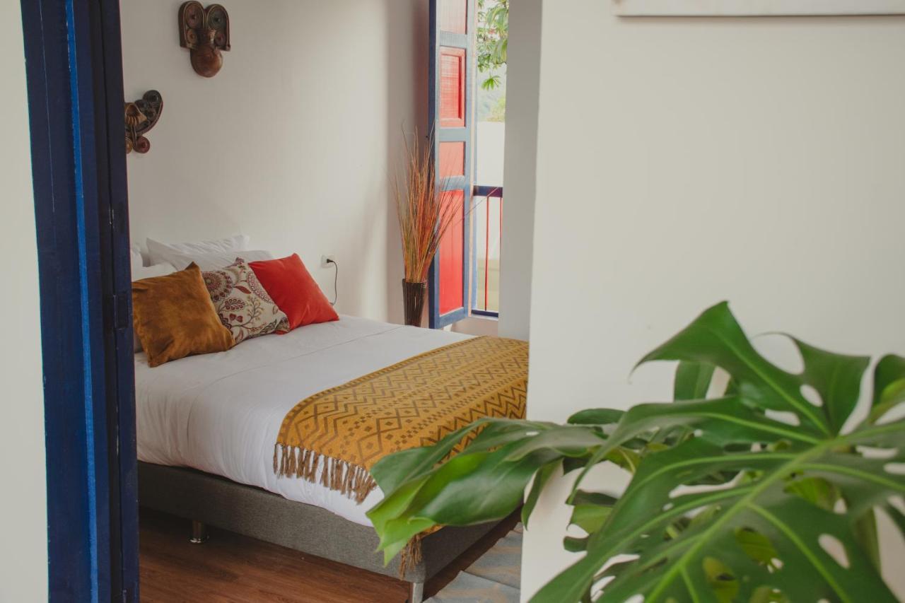 Hacienda Boutique Santa Rosanna Villa ซานตาโรซา เดกาบัล ภายนอก รูปภาพ