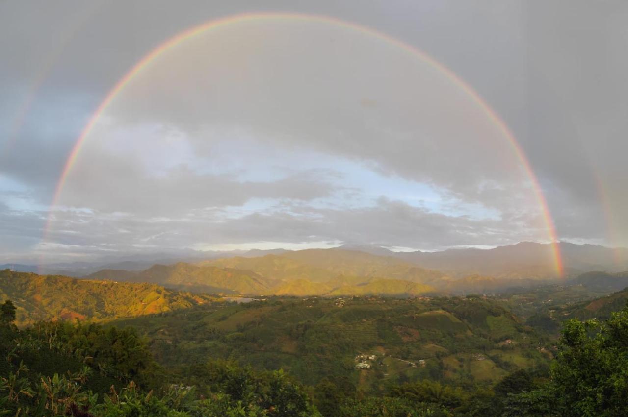 Hacienda Boutique Santa Rosanna Villa ซานตาโรซา เดกาบัล ภายนอก รูปภาพ