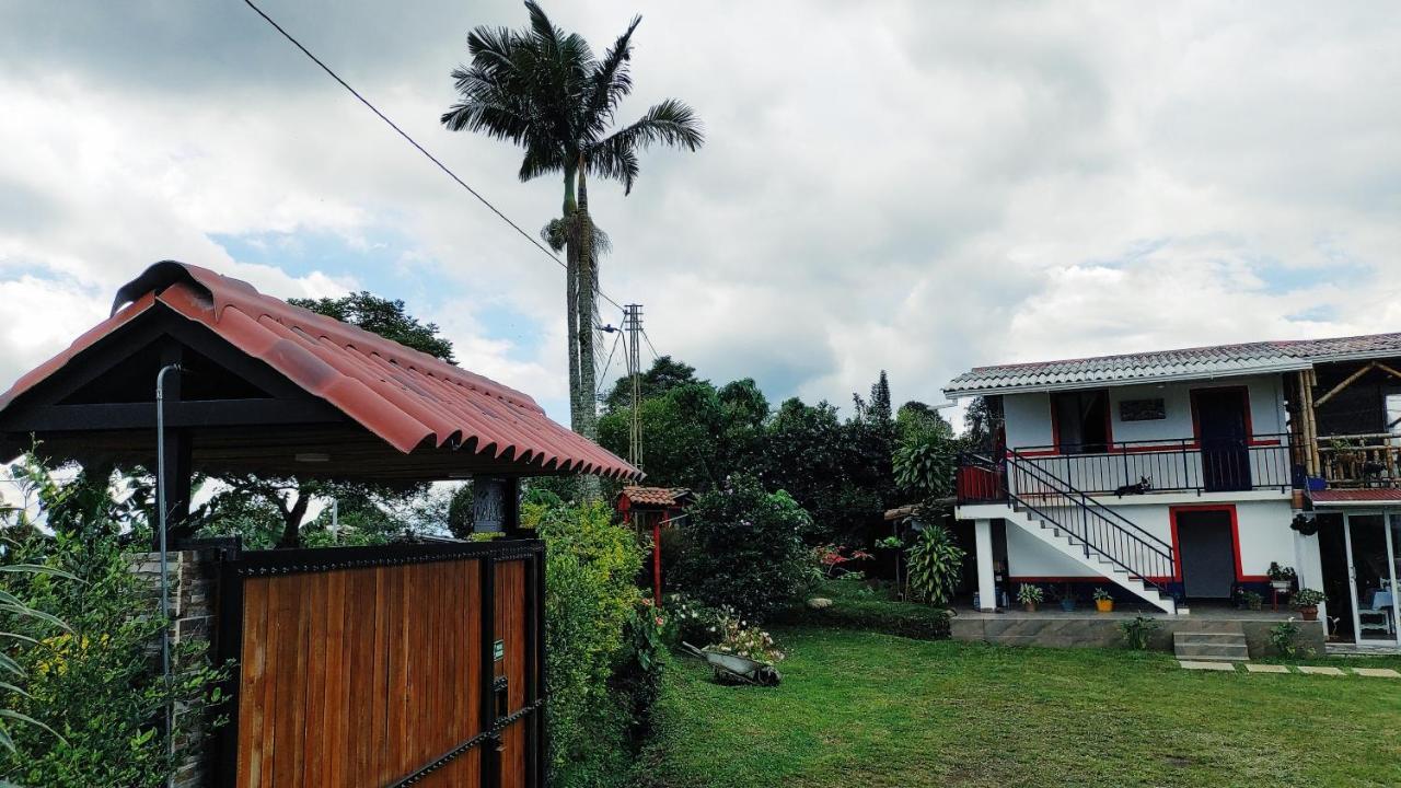 Hacienda Boutique Santa Rosanna Villa ซานตาโรซา เดกาบัล ภายนอก รูปภาพ